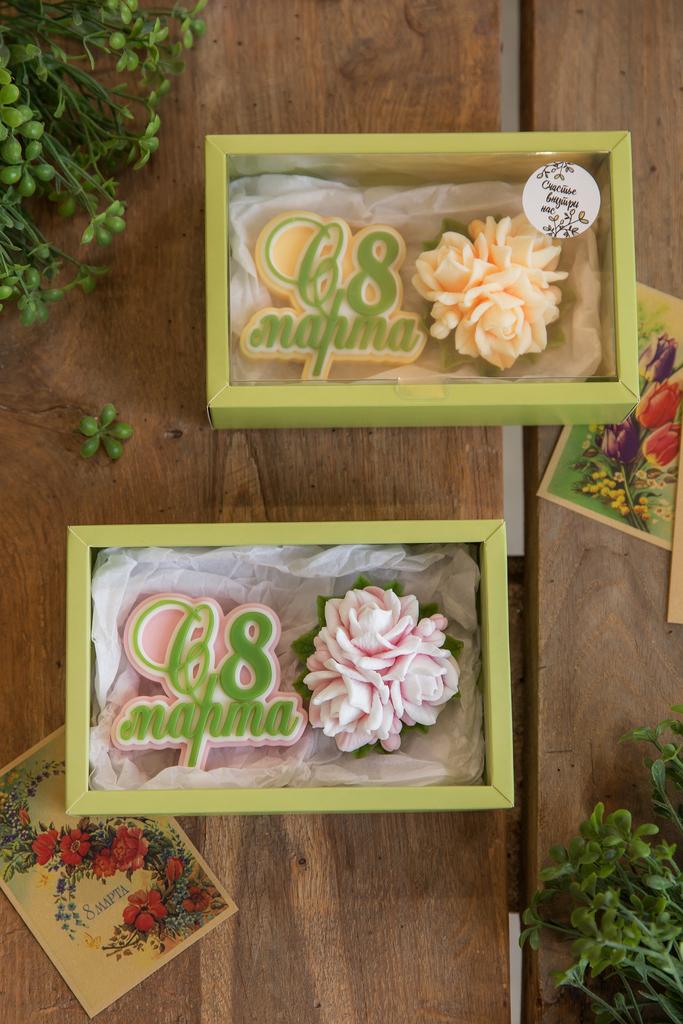 Набор "С 8 марта" с розами