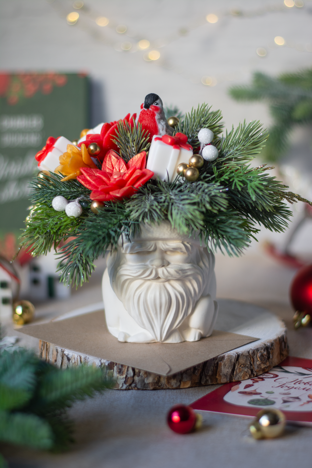 Дед Мороз с подарками