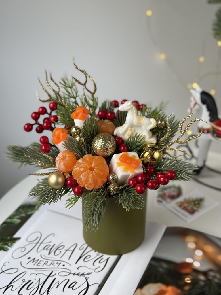 Новогодняя малая шляпная с мандаринами