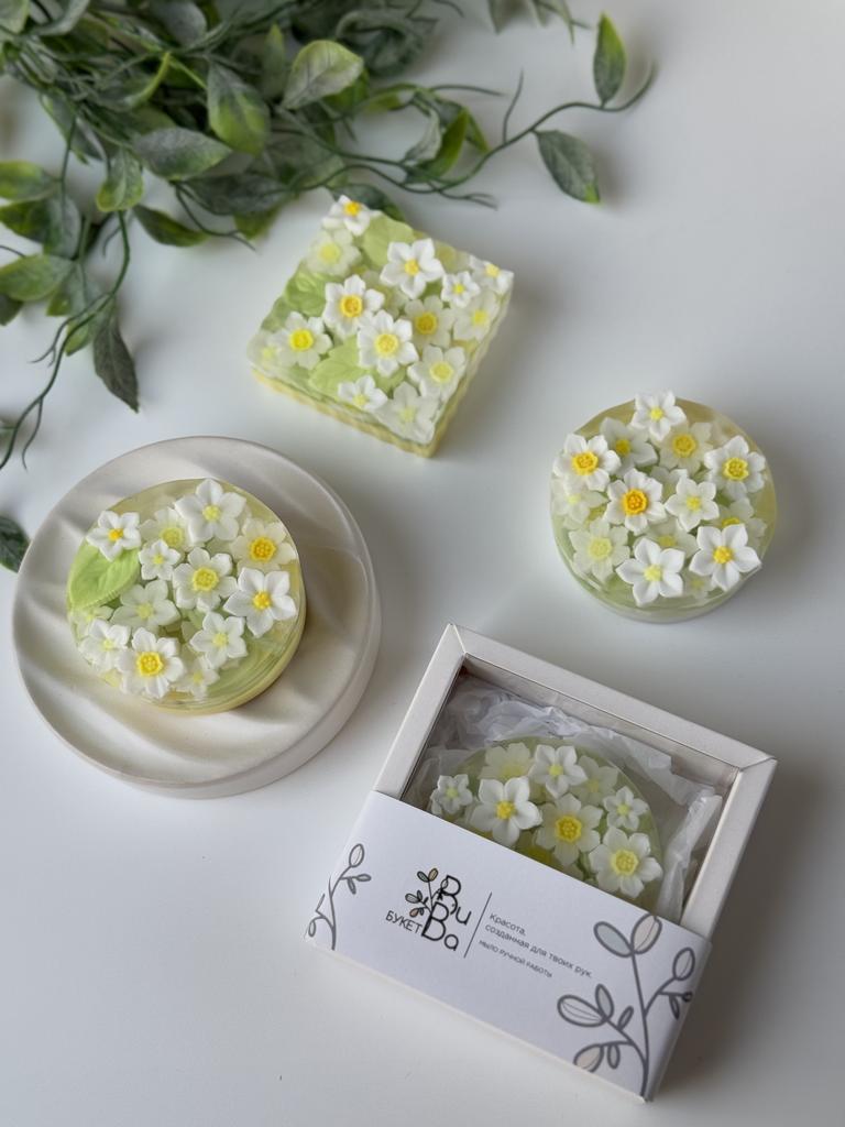 Авторское мыло - Белые нарциссы