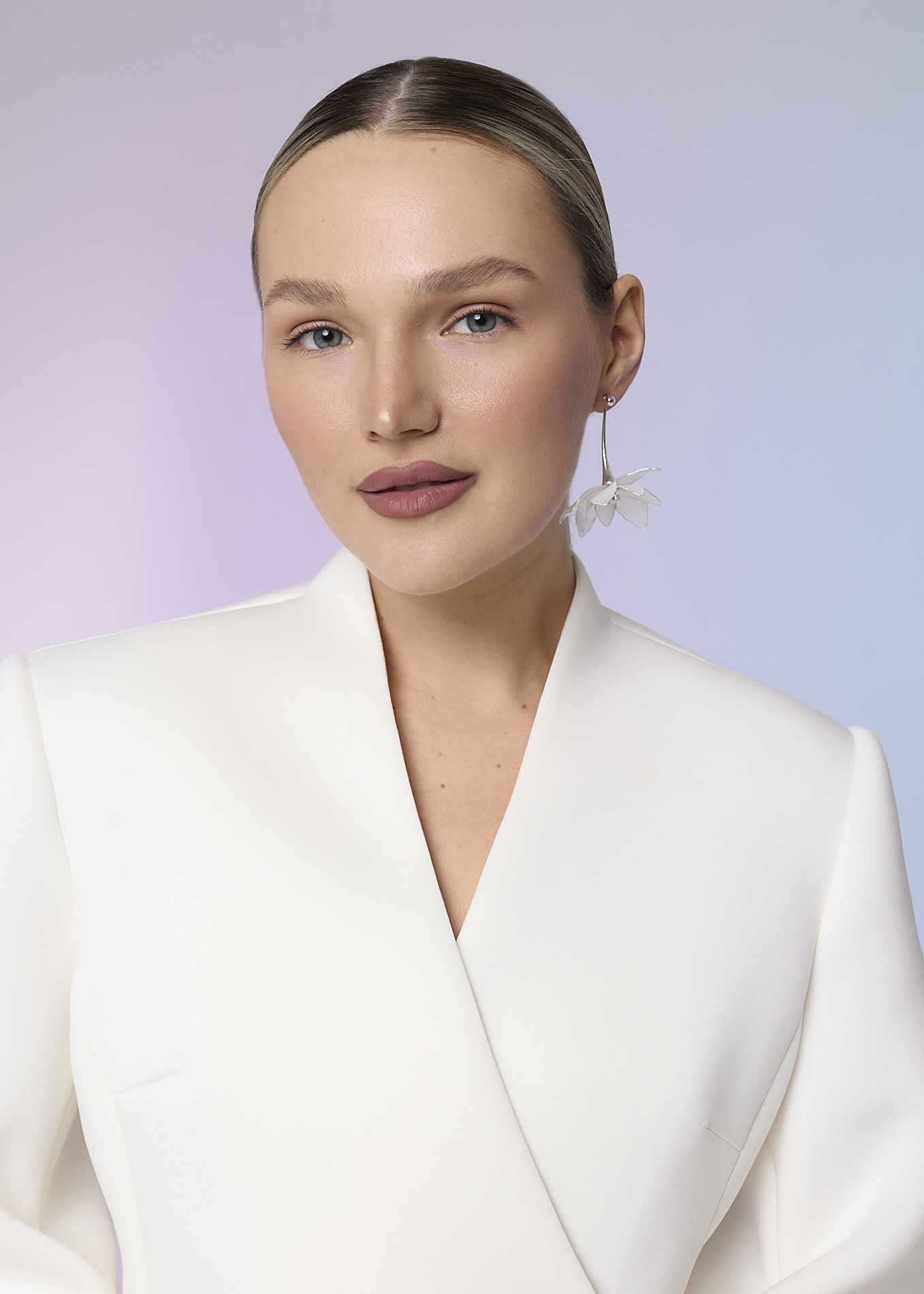 Пуссета фиалка молочная