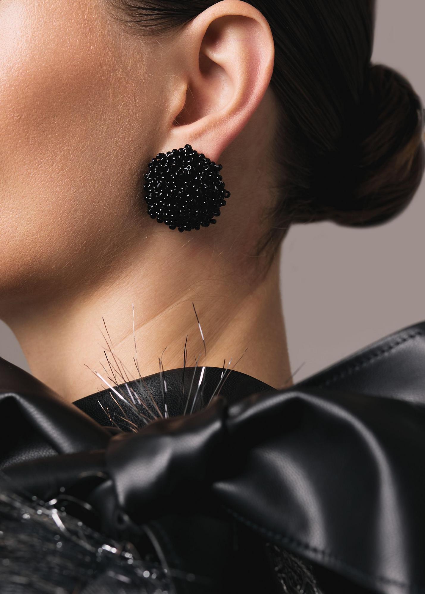 Серьги из бисера пара, черные