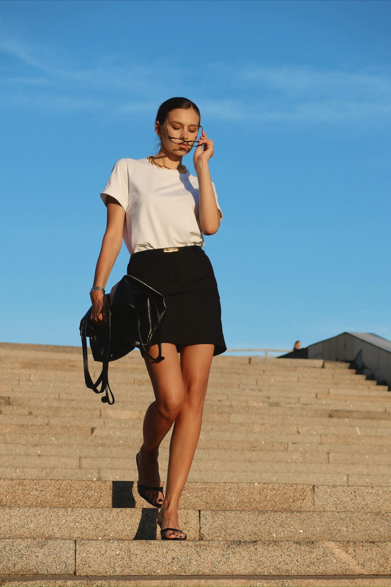 Футболка BASE