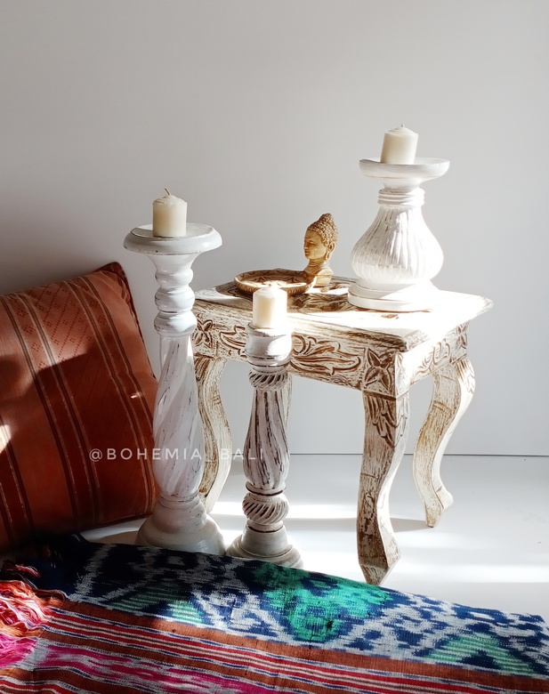 Подсвечник из дерева ручной работы