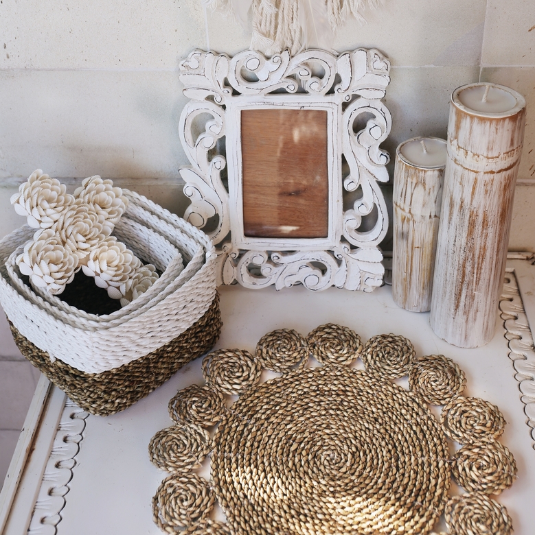 Плетеная салфетка или элемент настенного панно