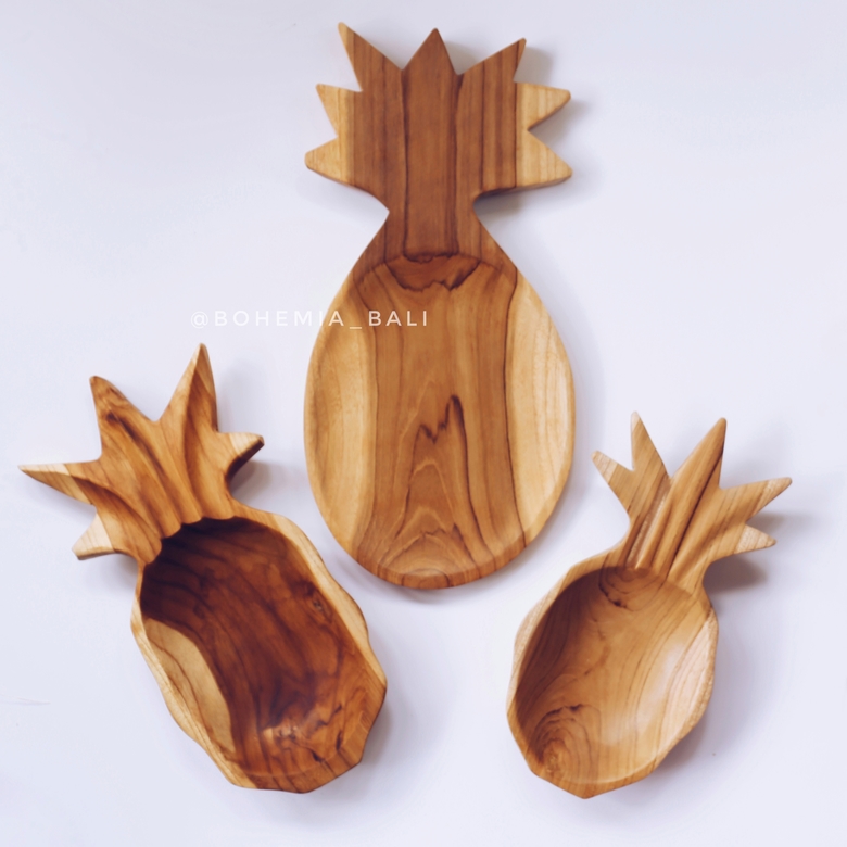 Плоское блюдо ананас из дерева тик