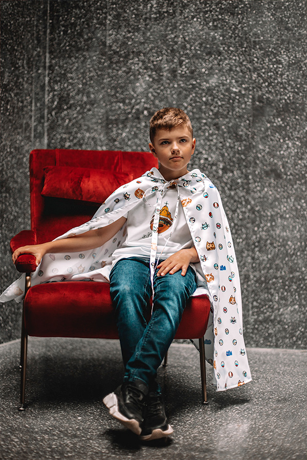 Накидка "Кошки" крупный горох (2 цвета)