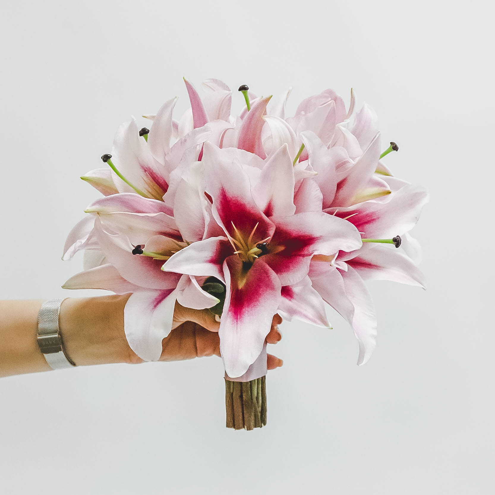 Свадебный букет из лилий PURPLE