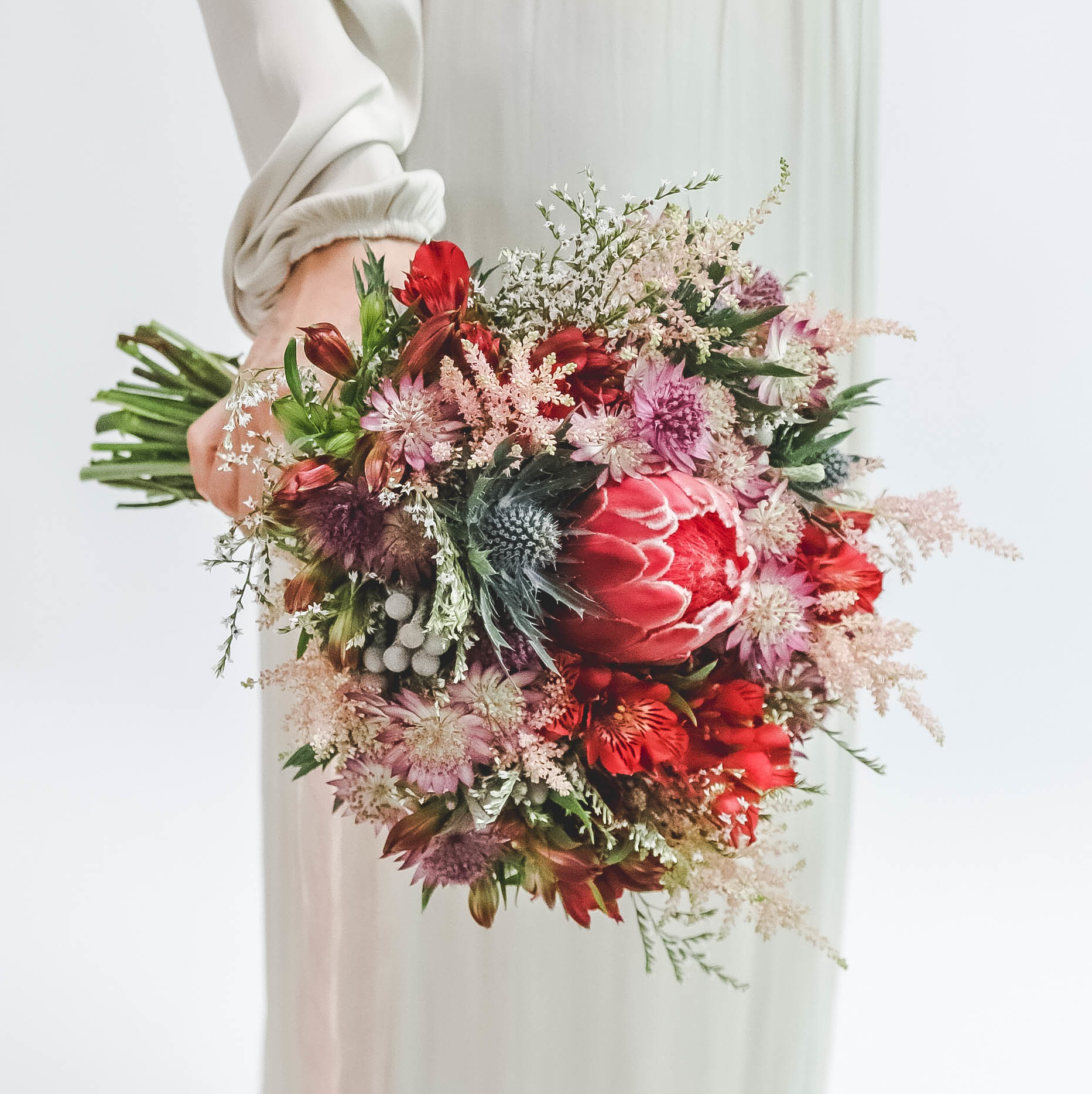 Экзотический свадебный букет CORAL