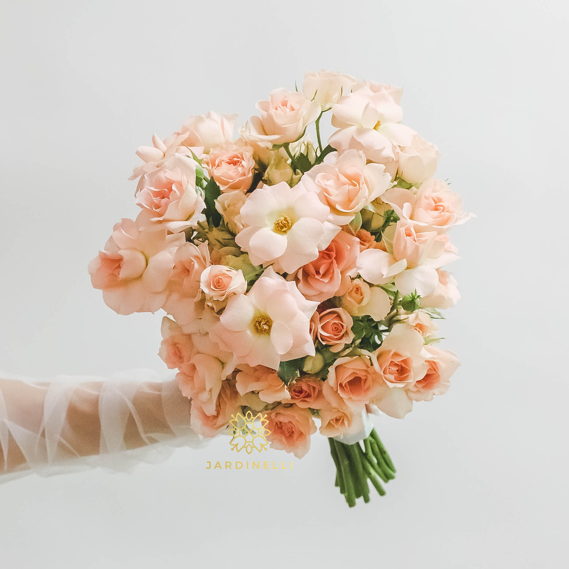 Cвадебный букет из роз SWEET SARA