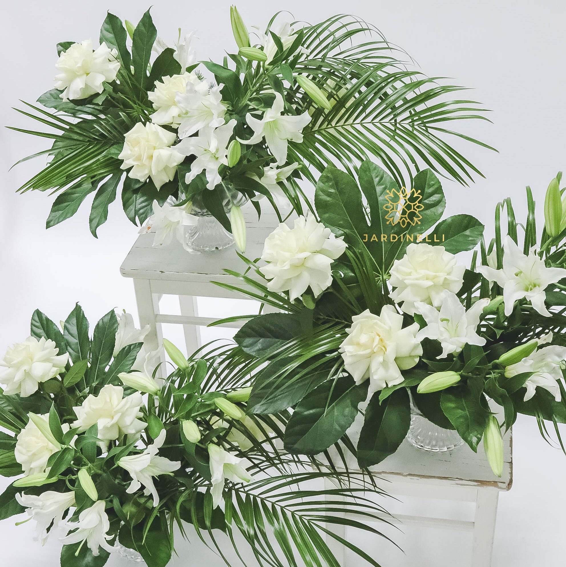 Композиция из лилий и роз BALI