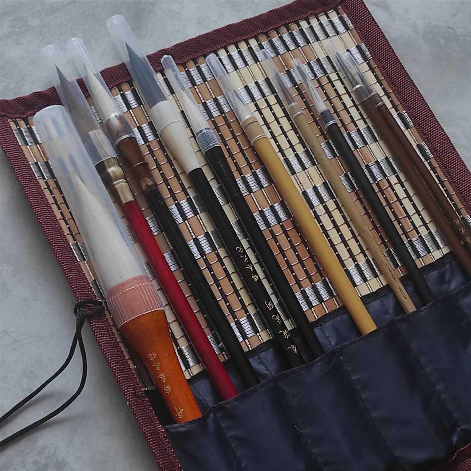 Набор "10 кистей в бамбуковом коврике"