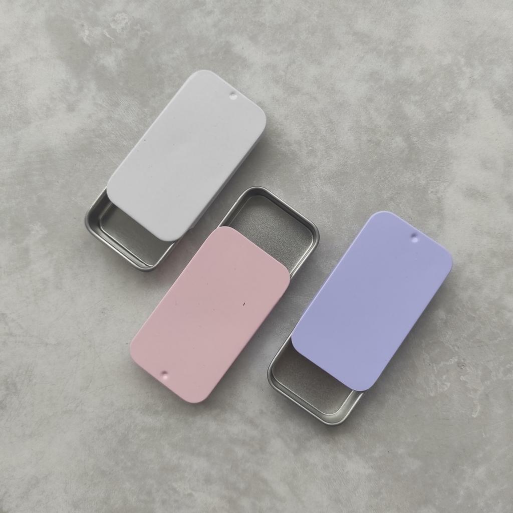 Коробочка жестяная для перьев с выдвижной крышкой / пастель