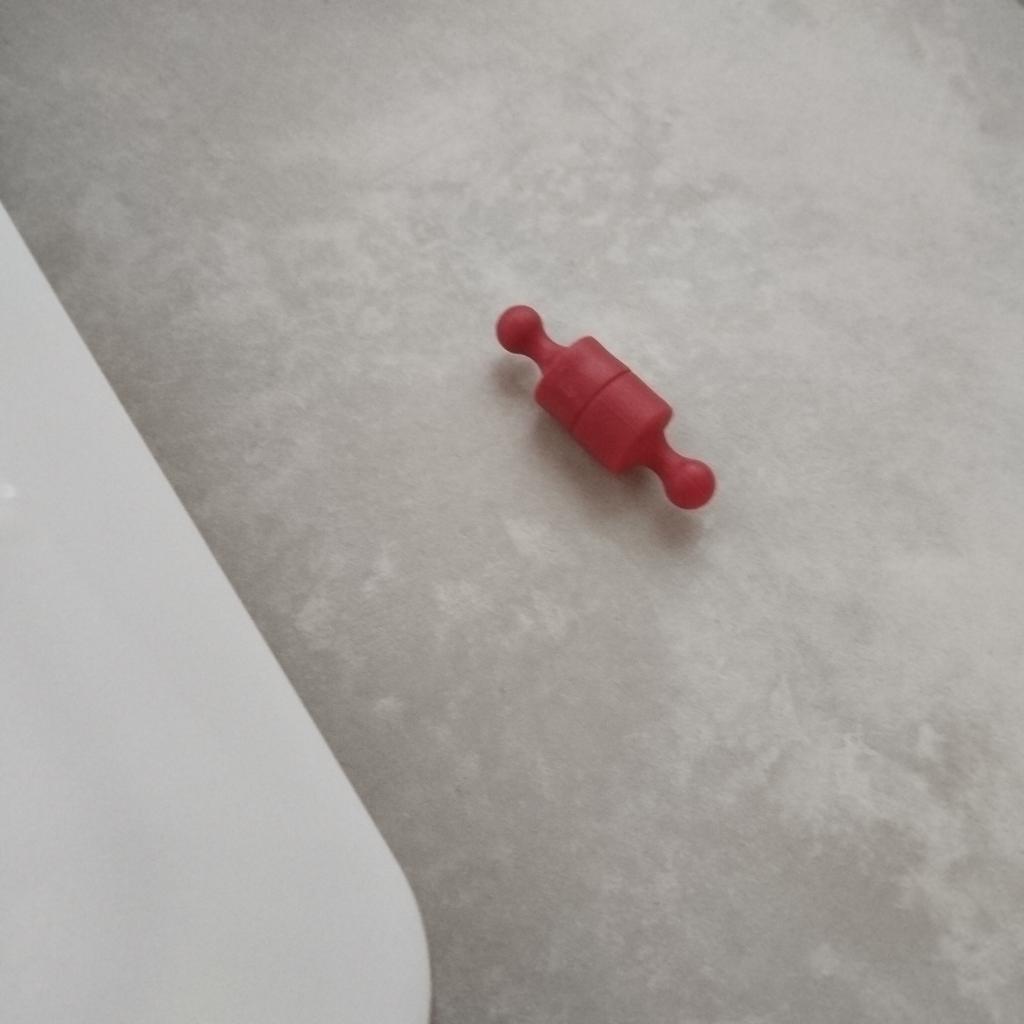 Комплект красных магнитов для конторки "Квадро"