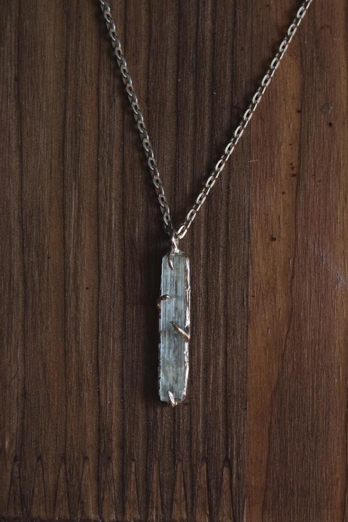 Подвеска с аквамарином