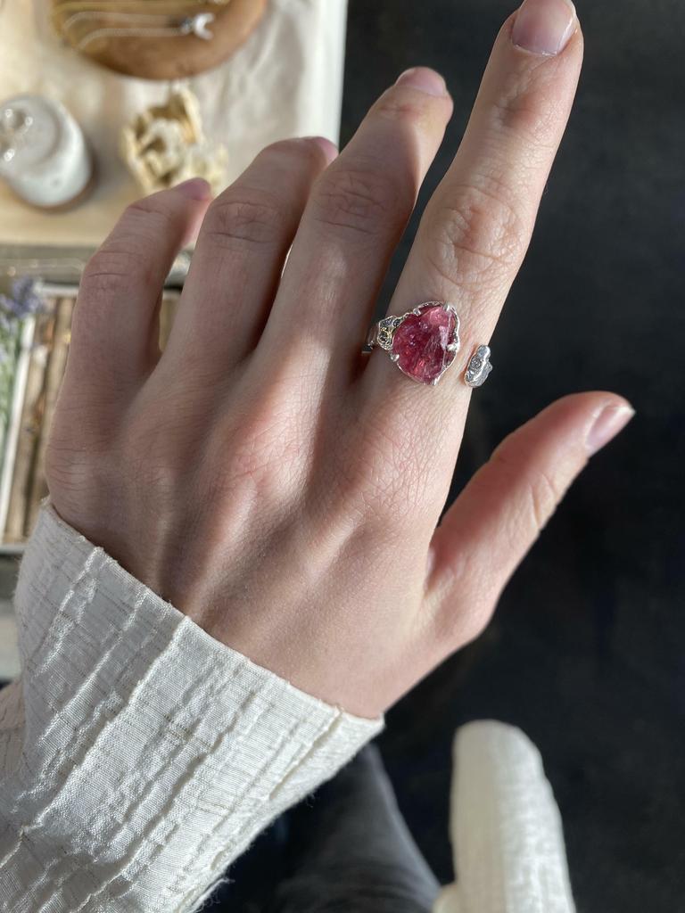 Кольцо с красной шпинелью