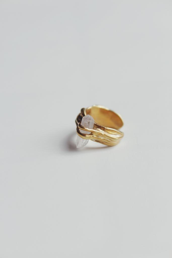 Кафф с горным хрусталем