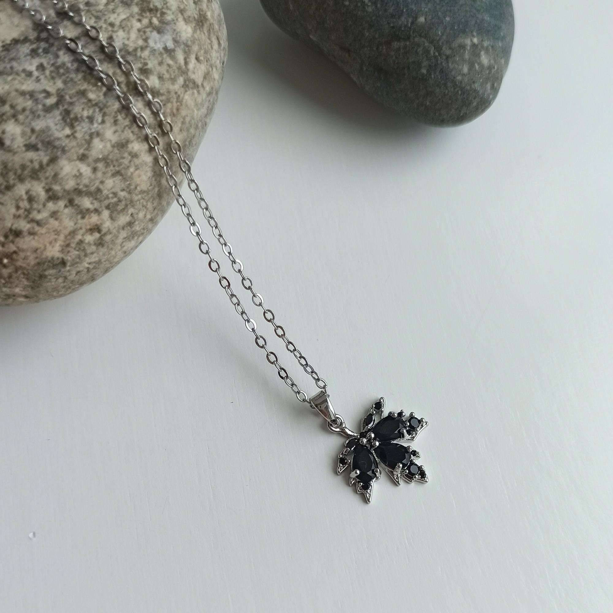 Цепочка с подвеской Кленовый лист