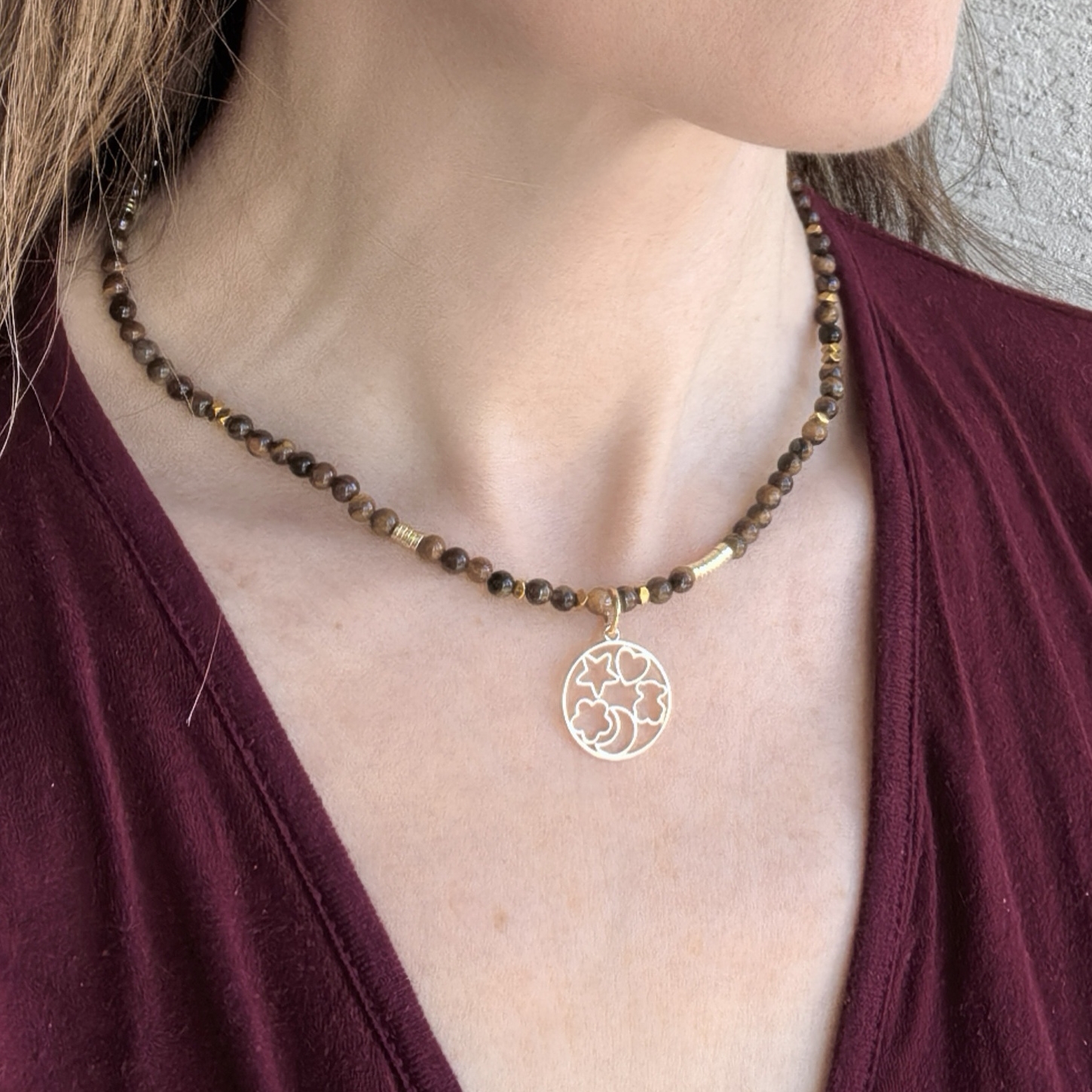 Коричневый чокер