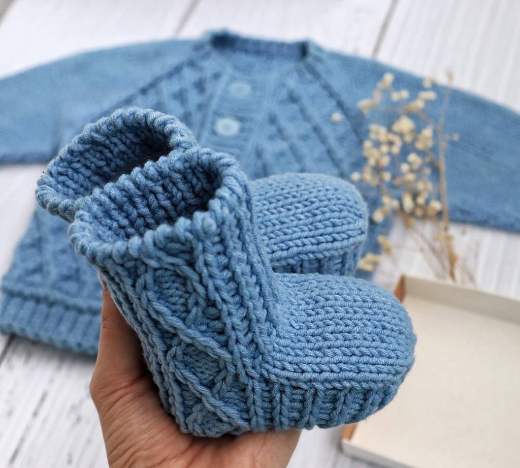 Ромбиковые пинетки