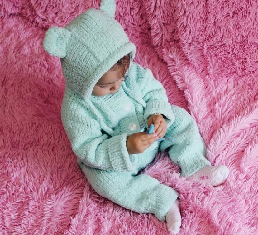 Плюшевый комбинезон