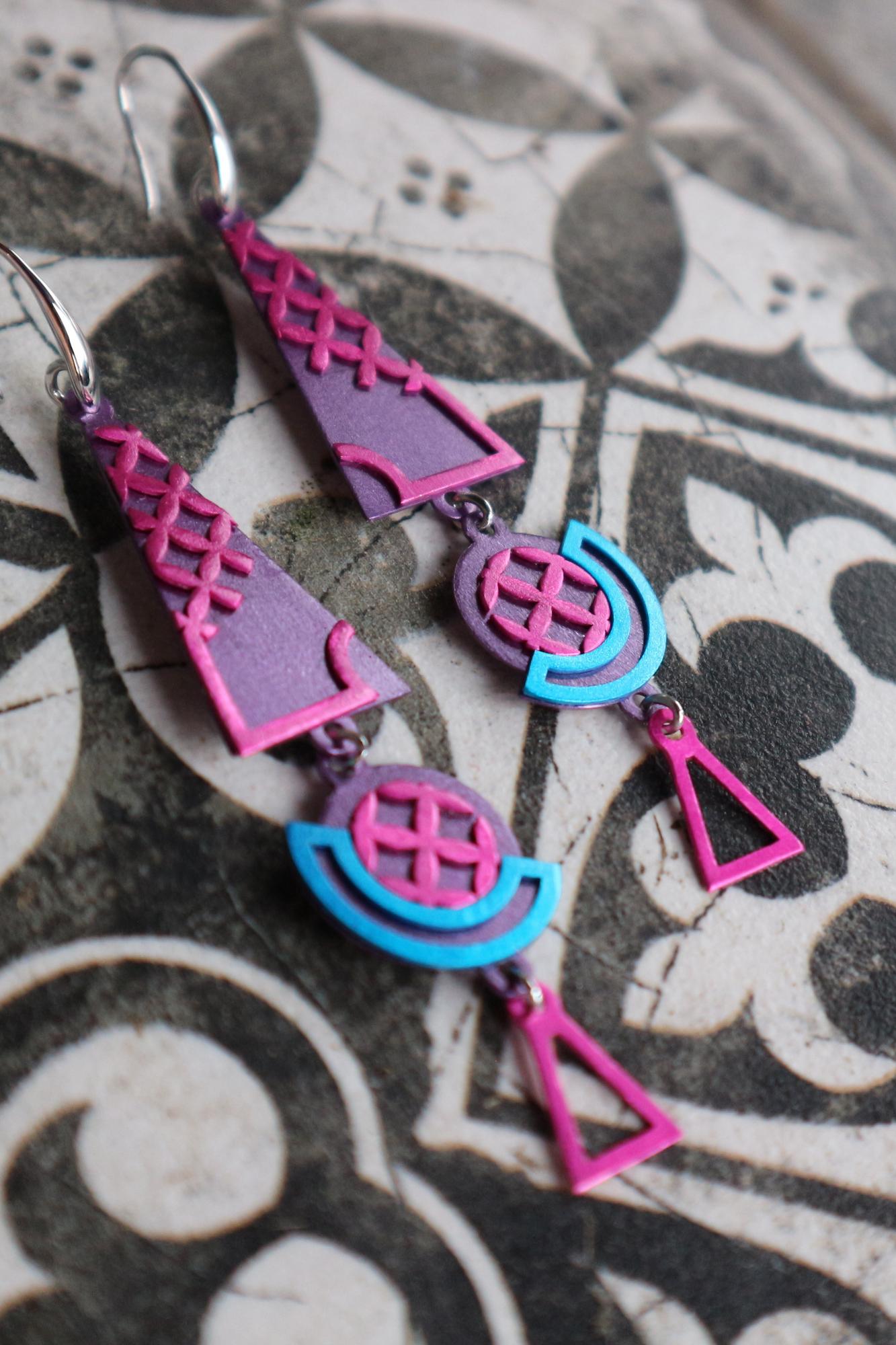 Длинные серьги Фуксия и черничный лёд