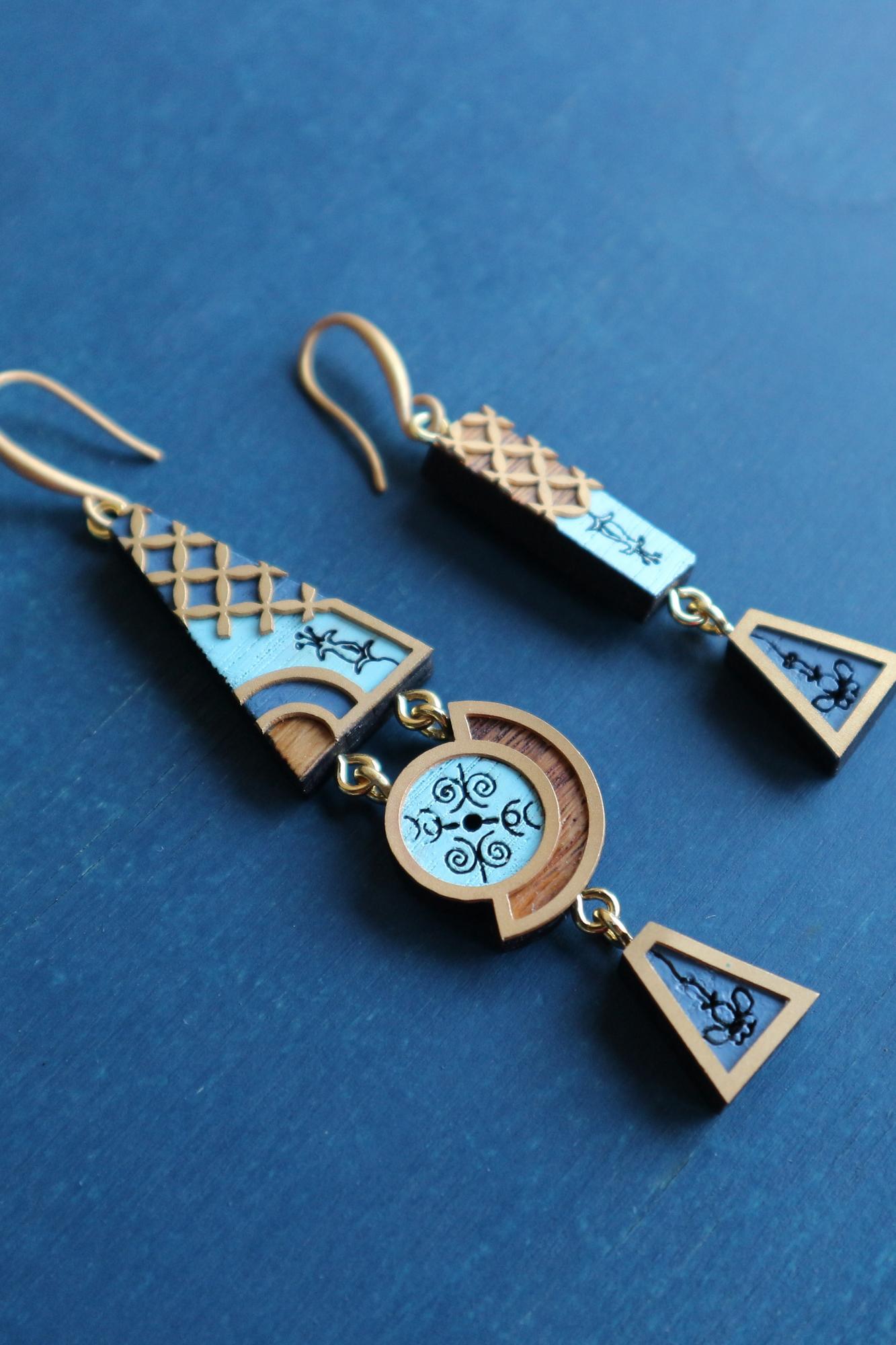 Длинные асимметричные серьги №11