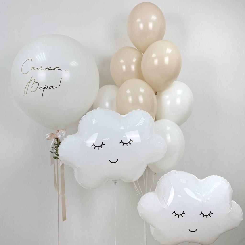Бежевый набор воздушных шаров на выписку