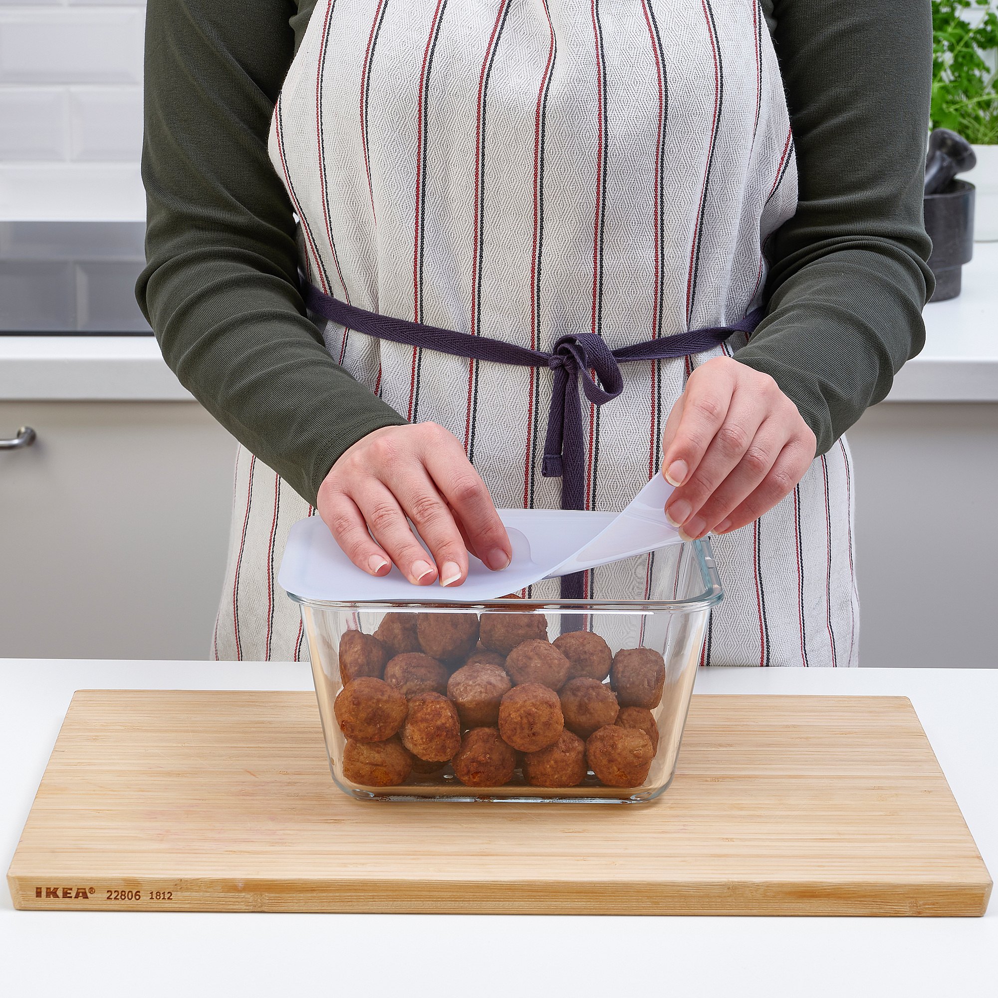 IKEA 365+ Контейнер для продуктов с крышкой, четырехугольной формы стекло/силикон, 1.8 л