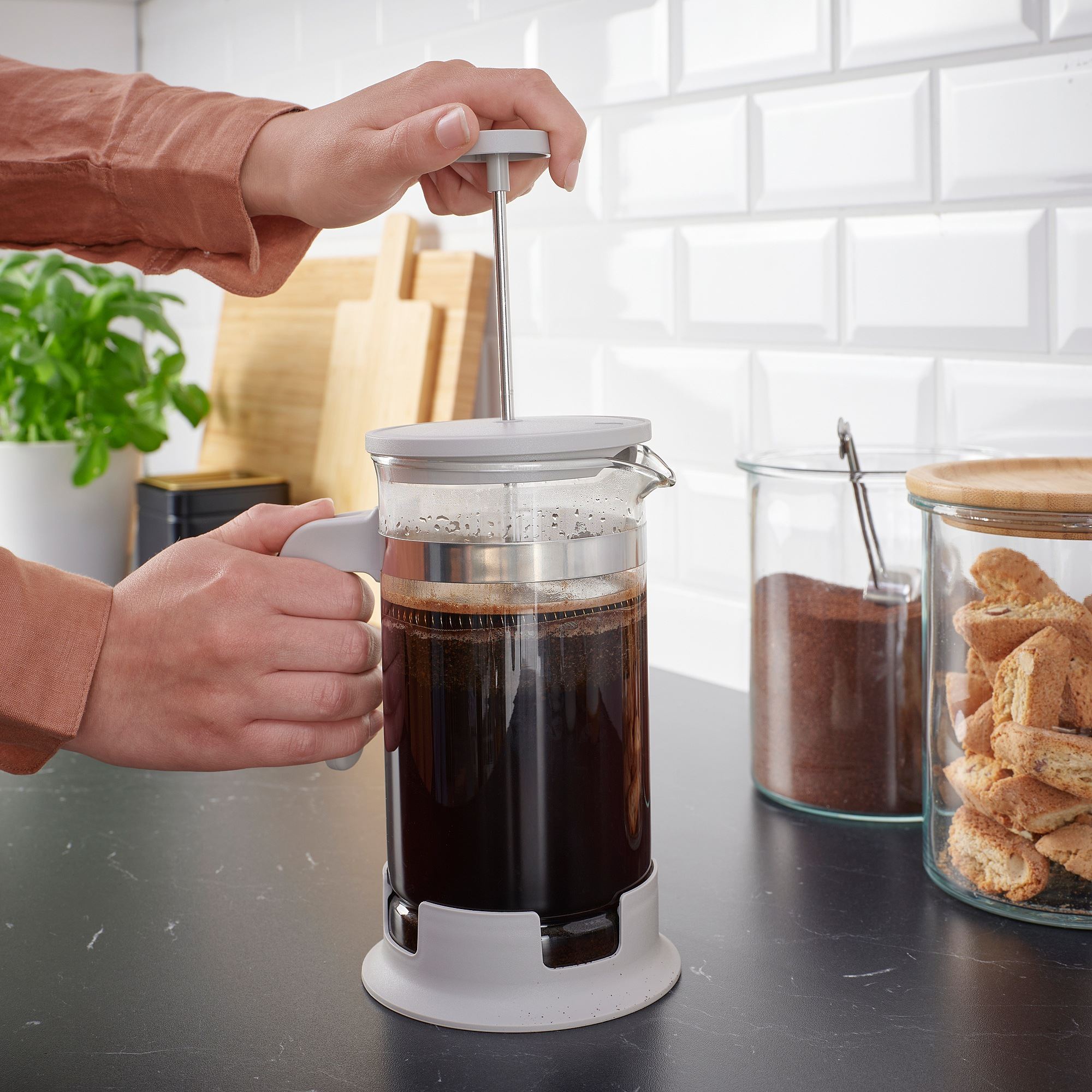 UPPHETTA IKEA Кофе-пресс/заварочный чайник, стекло/нержавеющая сталь, бежевый, 1 л  (ТОВАР ВЫШЕЛ ИЗ АССОРТИМЕНТА)