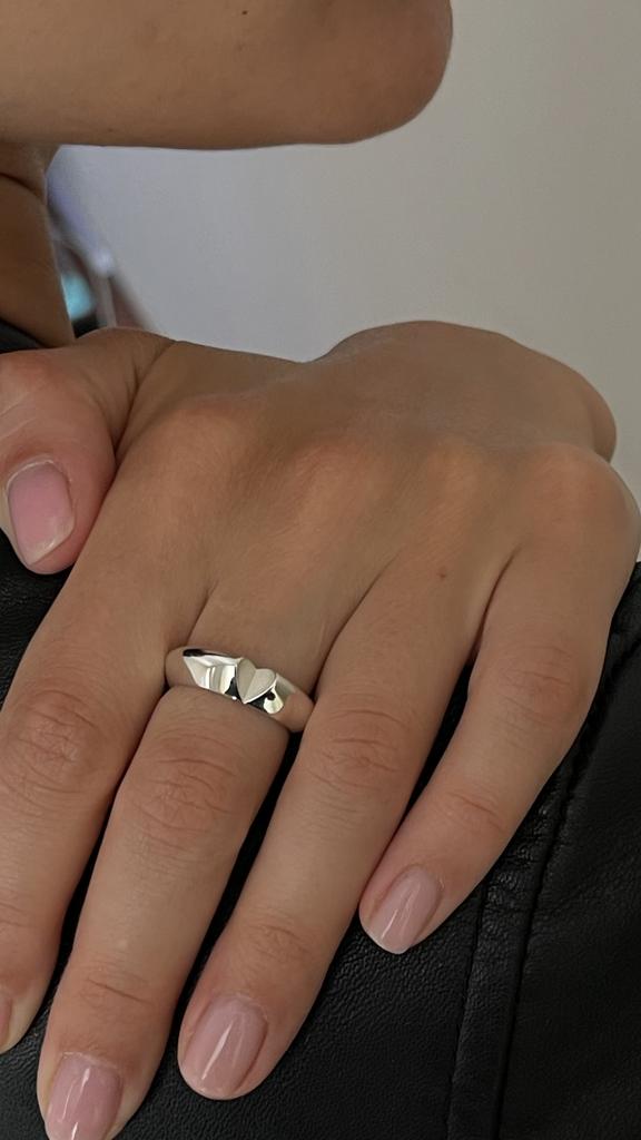 КОЛЬЦО С СЕРДЦЕМ