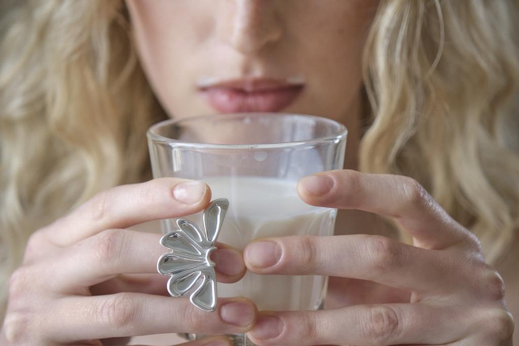 Кольцо Лепестки на фалангу