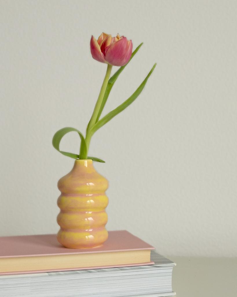 ваза желто-розовая