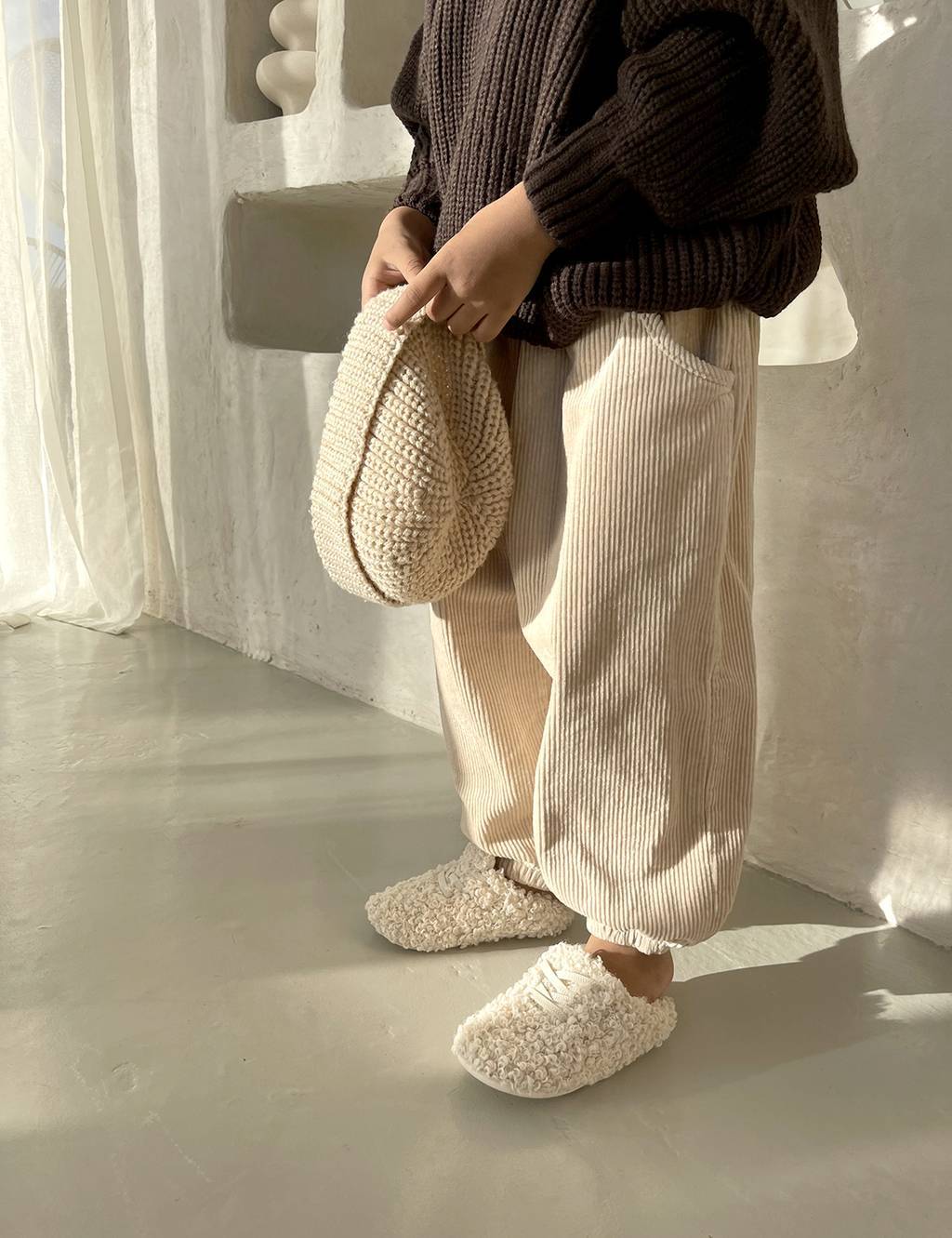 Вельветовые штаны бежевые