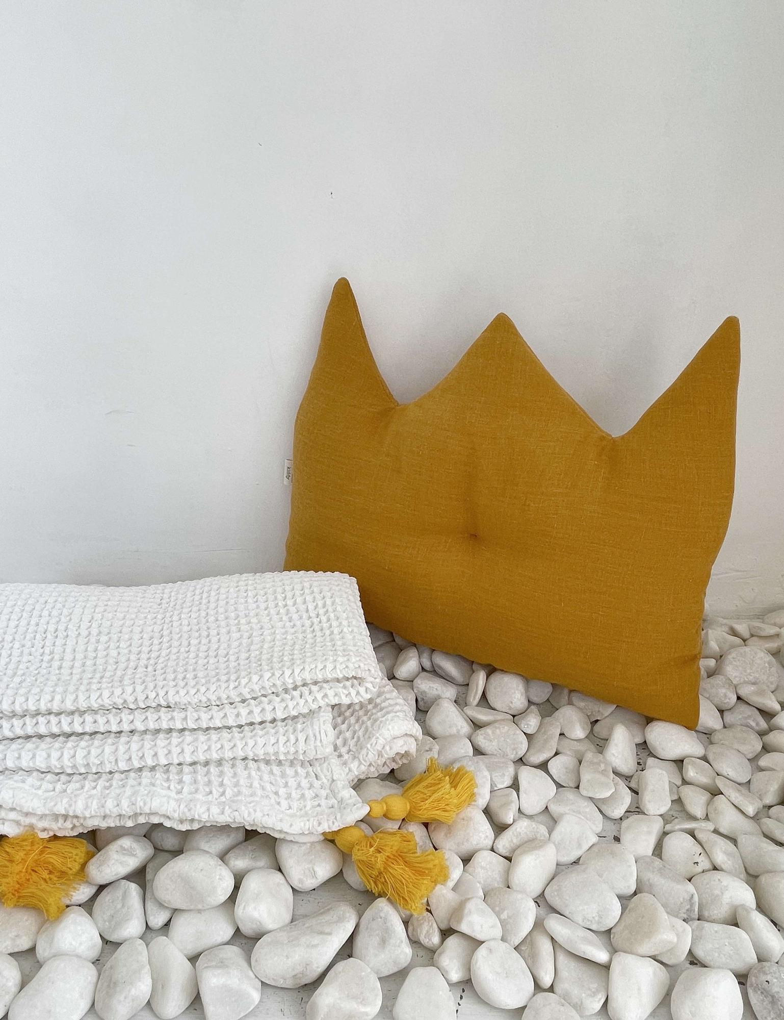 Подушка-корона манго