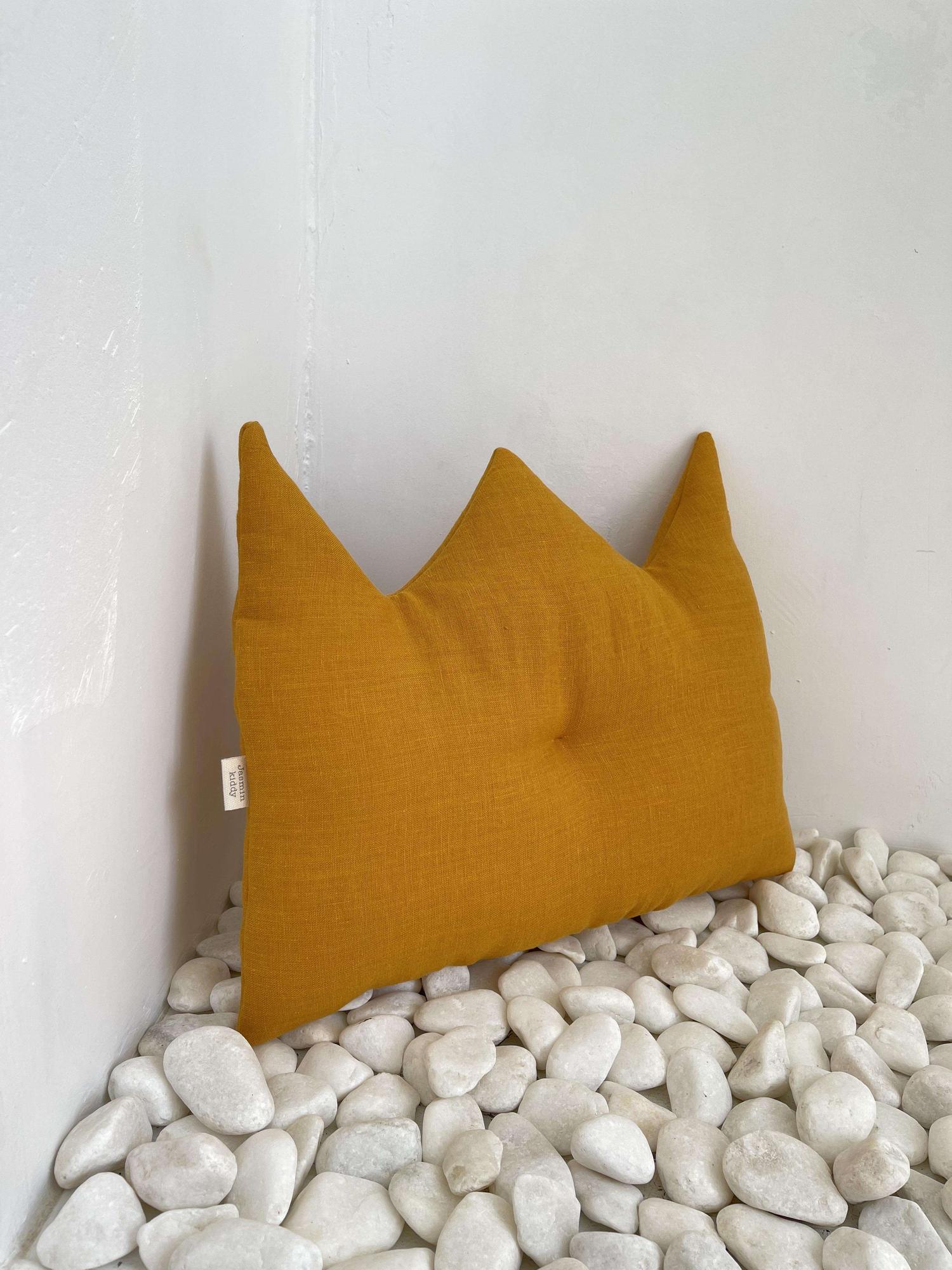 Подушка-корона манго