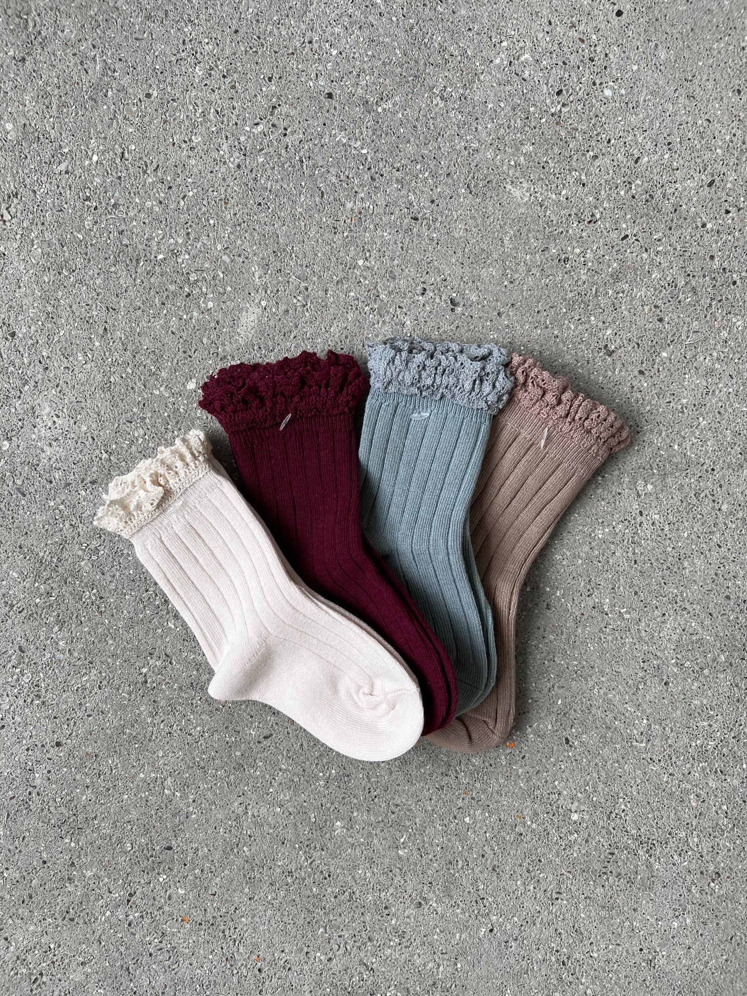 Носочки кружевные пыльно-голубые