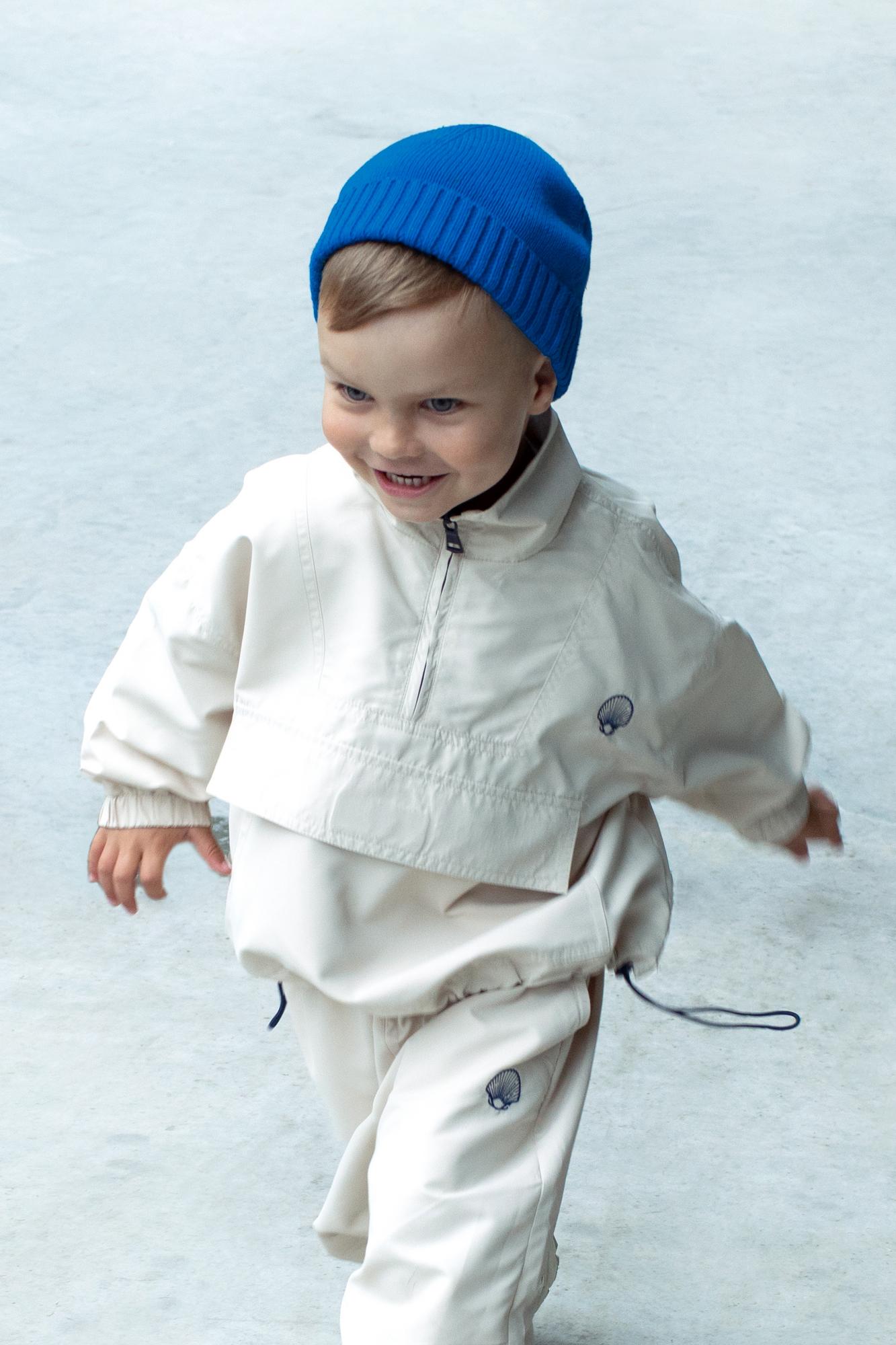 Шапка синяя