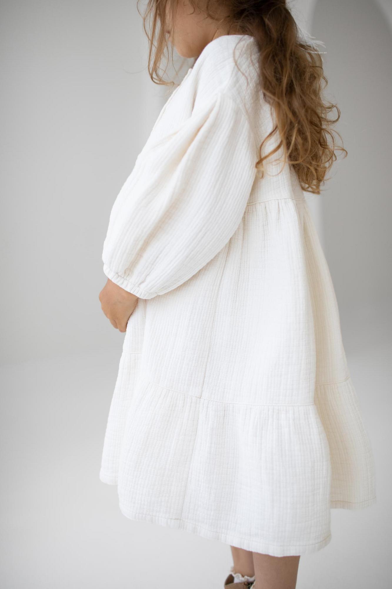 Платье из многослойного хлопка