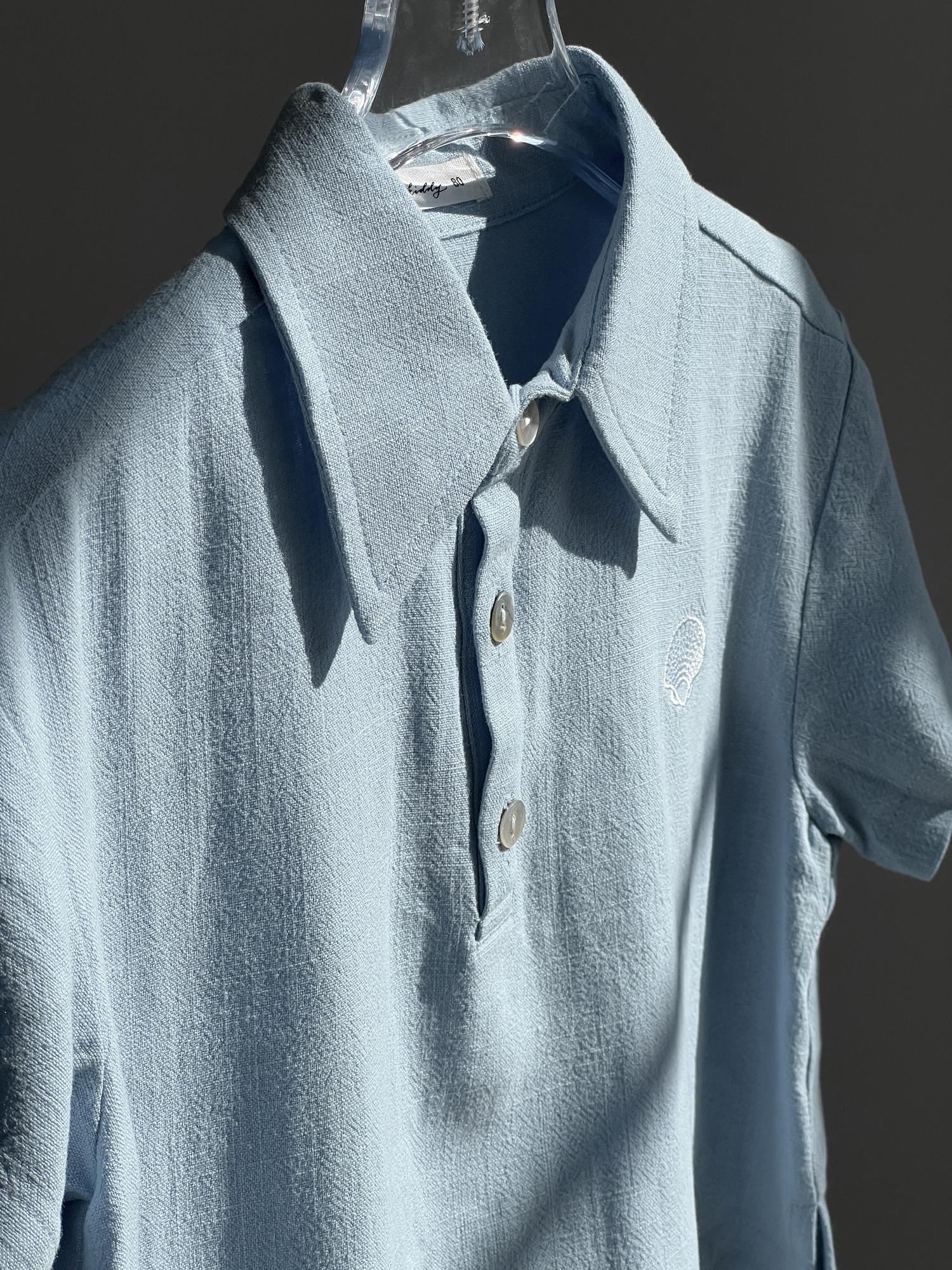 Льняная рубашка-поло голубая