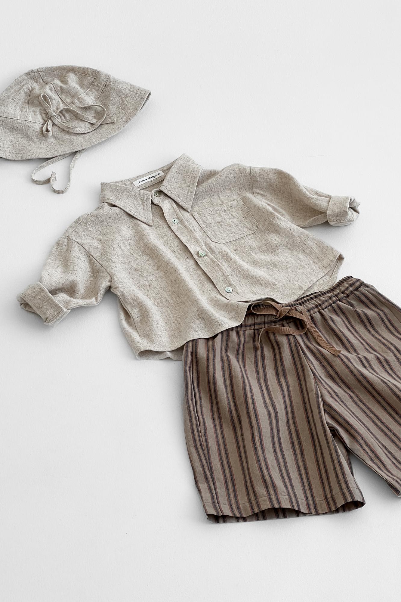 Шорты-бермуды коричневые в полоску