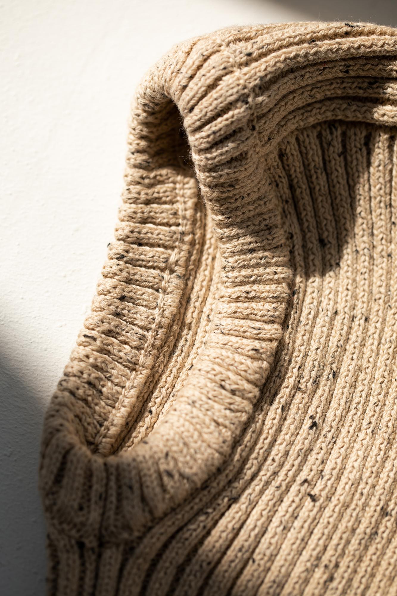 Балаклава капучино с черной точкой