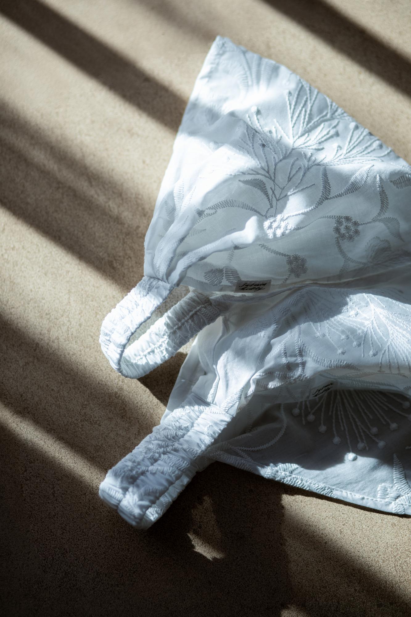 Косынка светло-голубая из шитья Rita