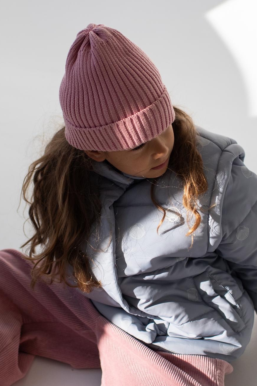 Шапка пыльно-розовая