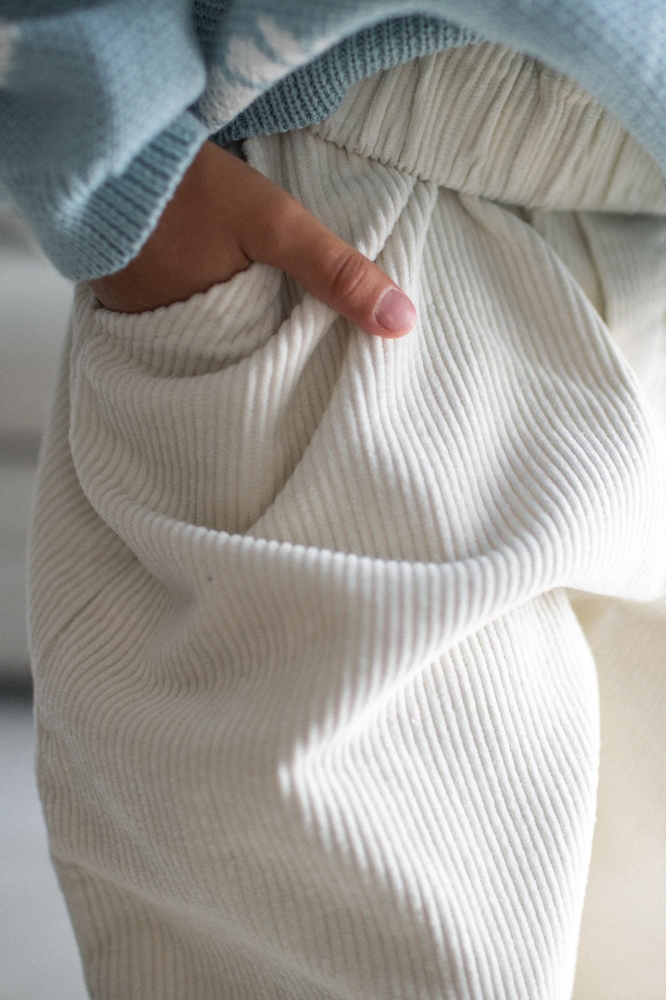 Вельветовые штаны молочные