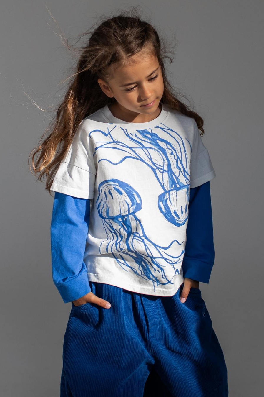 Лонгслив с принтом медузы