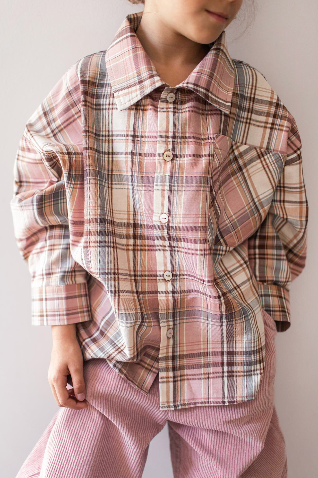 Рубашка в клетку пыльно-розовая