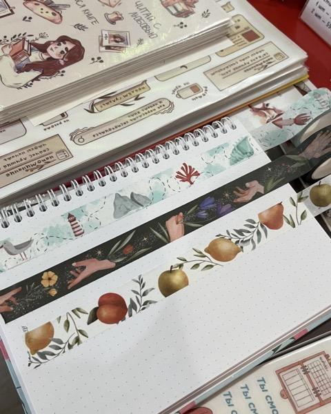 Это важно. Декоративные скотчи