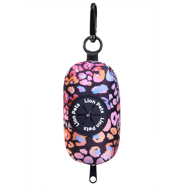 LionPets сумочка-диспенсер для уборки за животными (Цветной леопард)