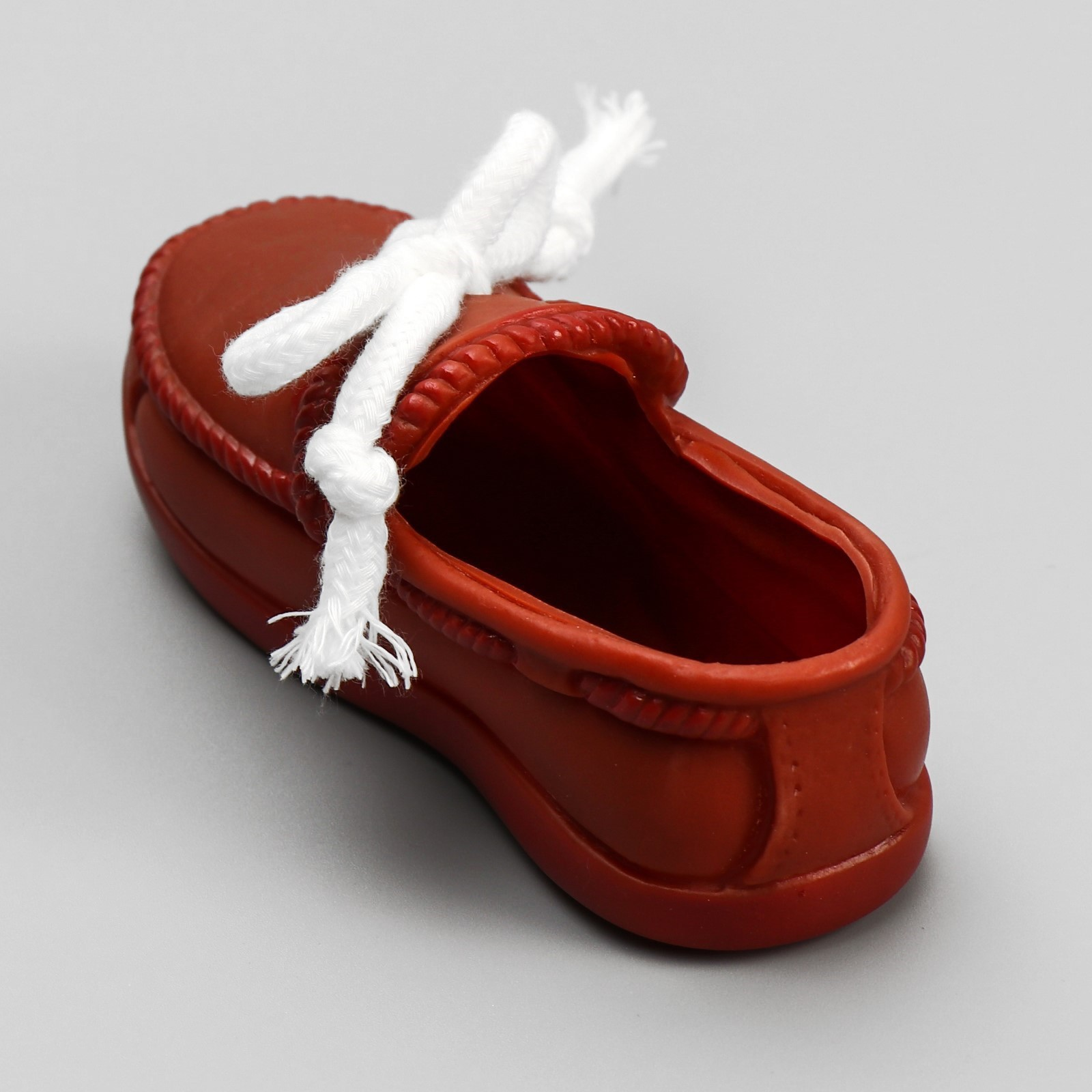 Игрушка с канатом для собак "Мокасины", 13 см, темно-коричневая